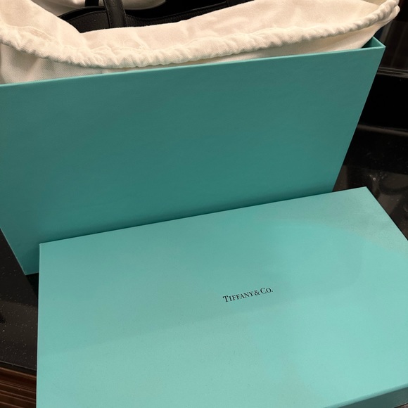 Like new Tiffany and Co tote bag - Picture 5 of 10